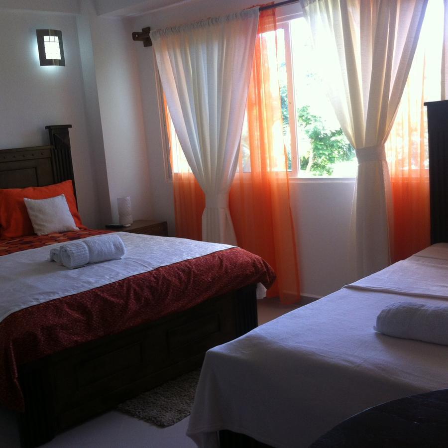 Figaro Hotel Samana Экстерьер фото