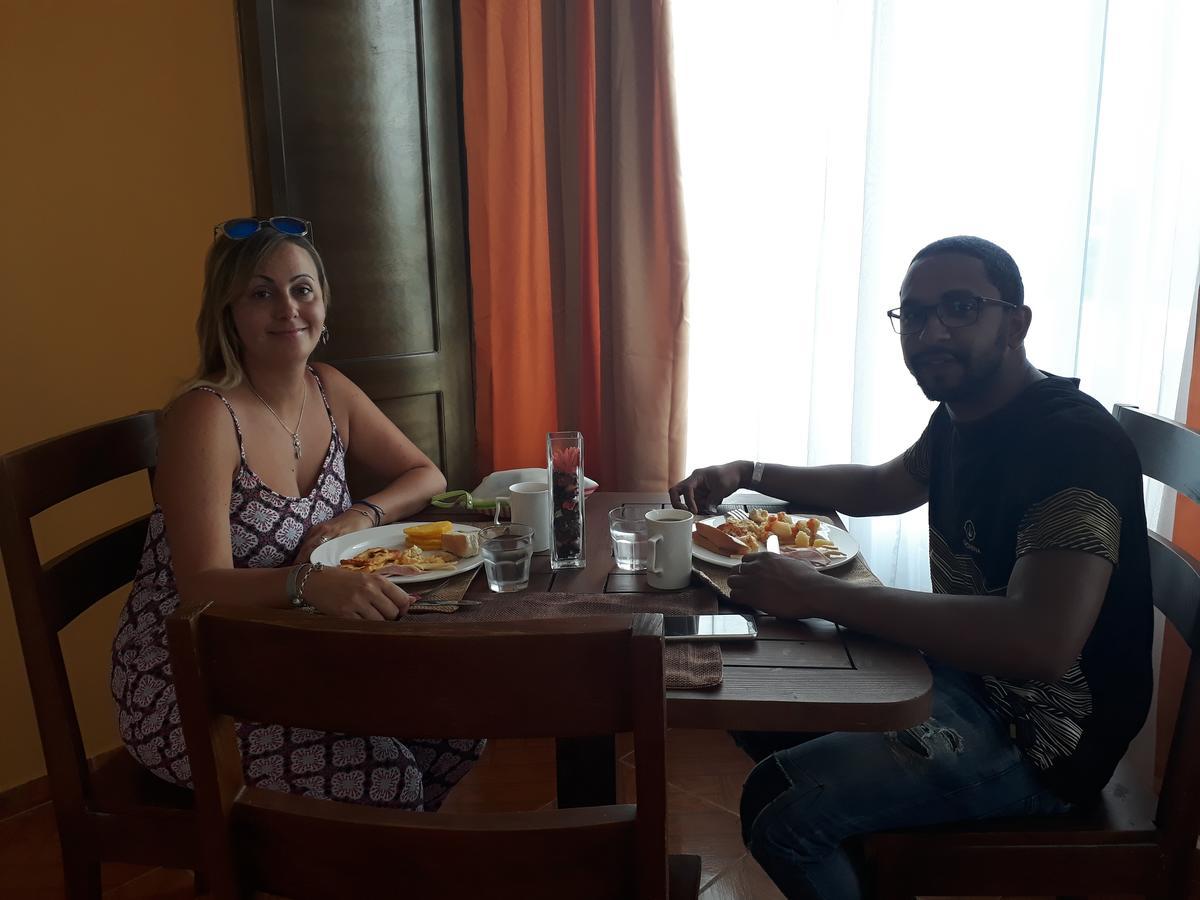Figaro Hotel Samana Экстерьер фото
