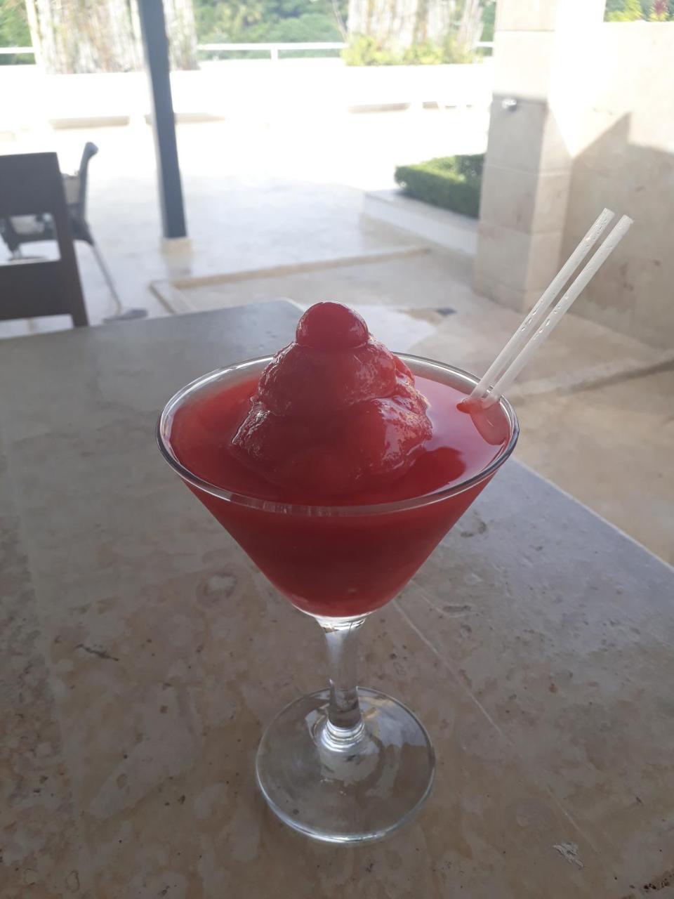 Figaro Hotel Samana Экстерьер фото